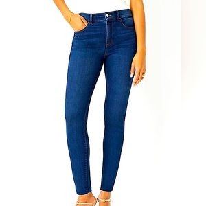 Ann Taylor • Sculpting Pocket High Rise Skinny Jeans in Dark Stone Wash